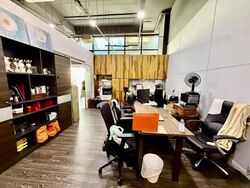 Oxley Bizhub (D14), Factory #539735021